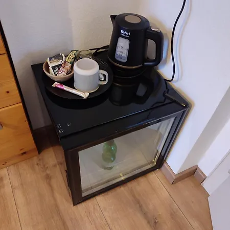 Apartment B & L